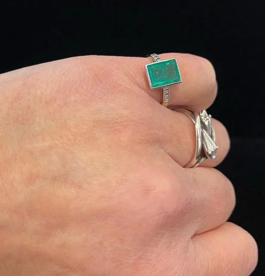 1950s Rectangular Cut 2.00ct Emerald Ring